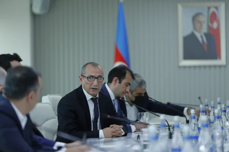 Sahil Babayev məşqçilərlə görüşüb