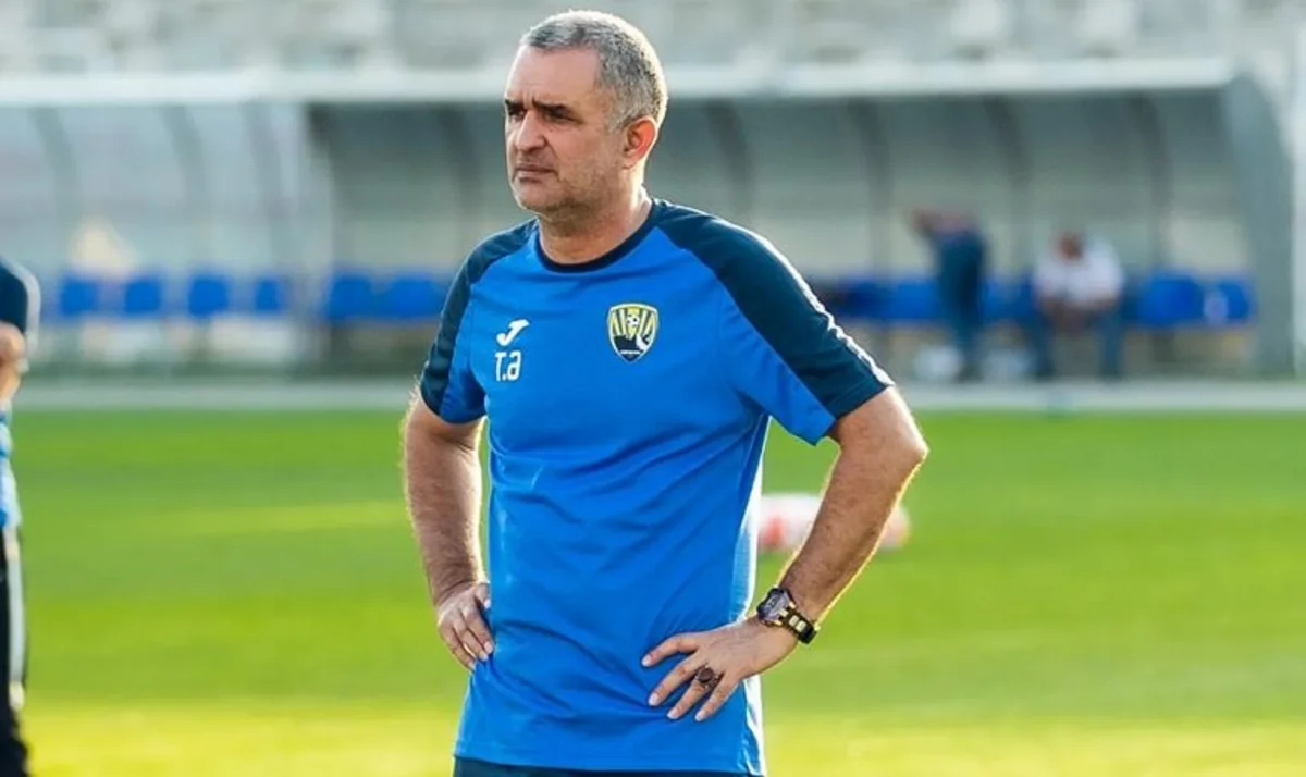 Tərlan Əhmədov daha bir futbolçunu Kəpəzdən göndərir
