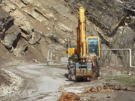 Quba-Xınalıq-İspik yolundan istifadə edən sürücülərə xəbərdarlıq olunub - FOTO - VİDEO