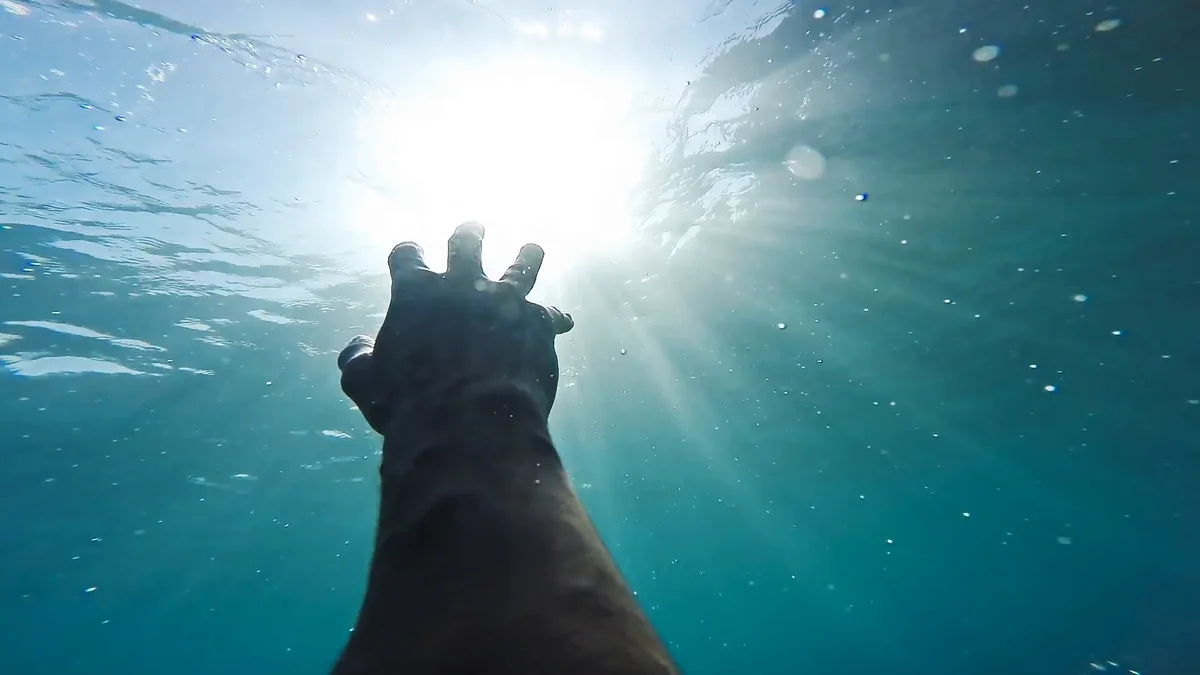 Masallıda gənc süni göldə batıb