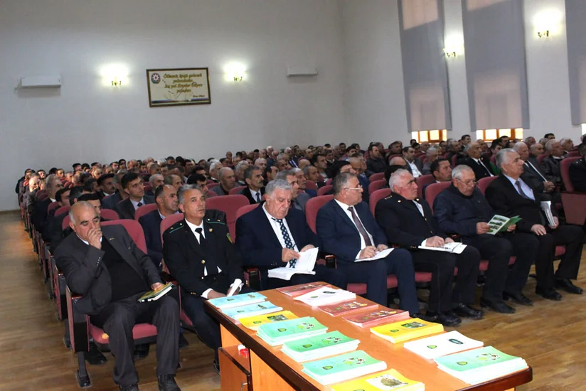 Kürdəmirdə pambıqçılıqla bağlı regional müşavirə keçirilib