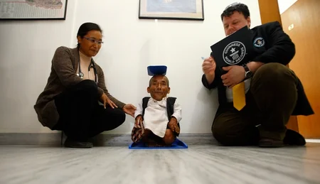 ​Dünyanın ən balaca adamı vəfat edib