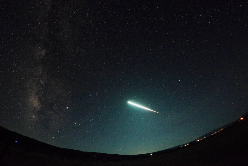 Rusiya səmasında meteorit partlayıb