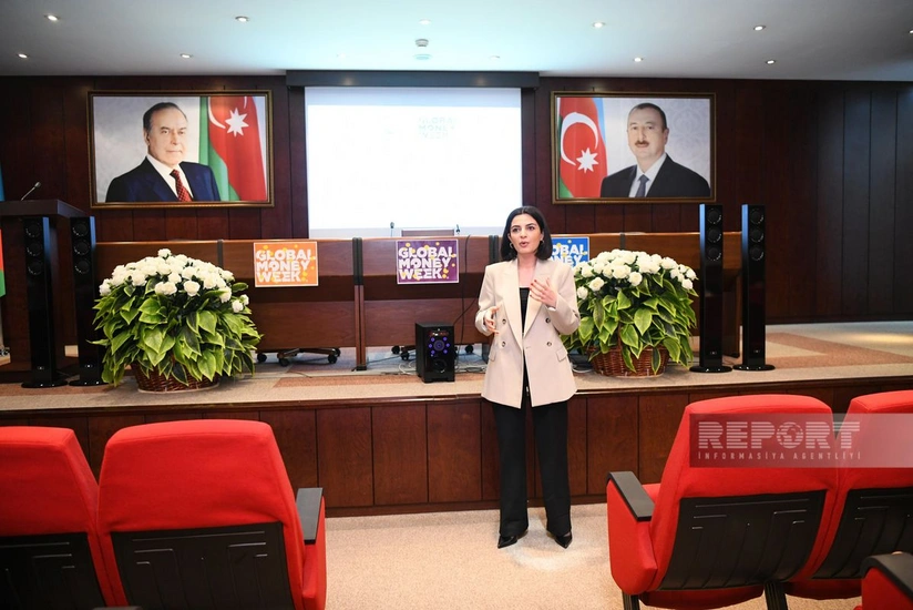 В Азербайджане стартовал межшкольный конкурс в рамках Глобальной недели денег