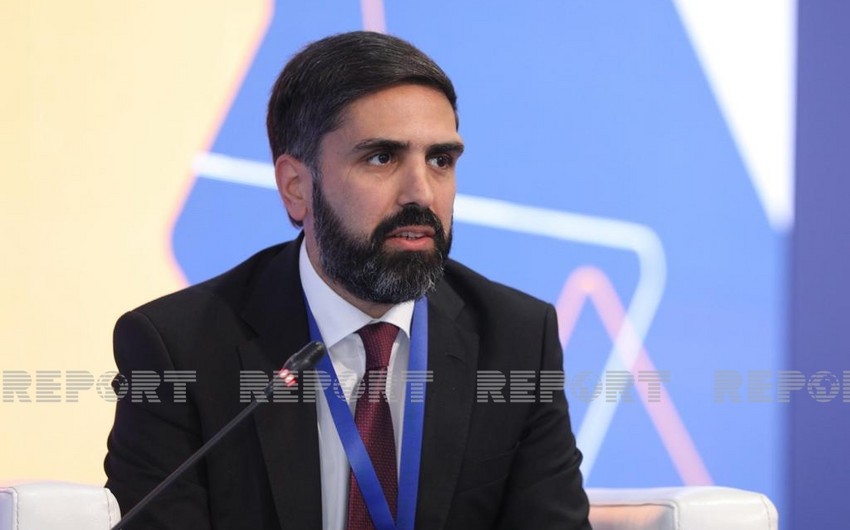 Rövşən Nəcəf gənclərə işlə bağlı tövsiyələr verib
