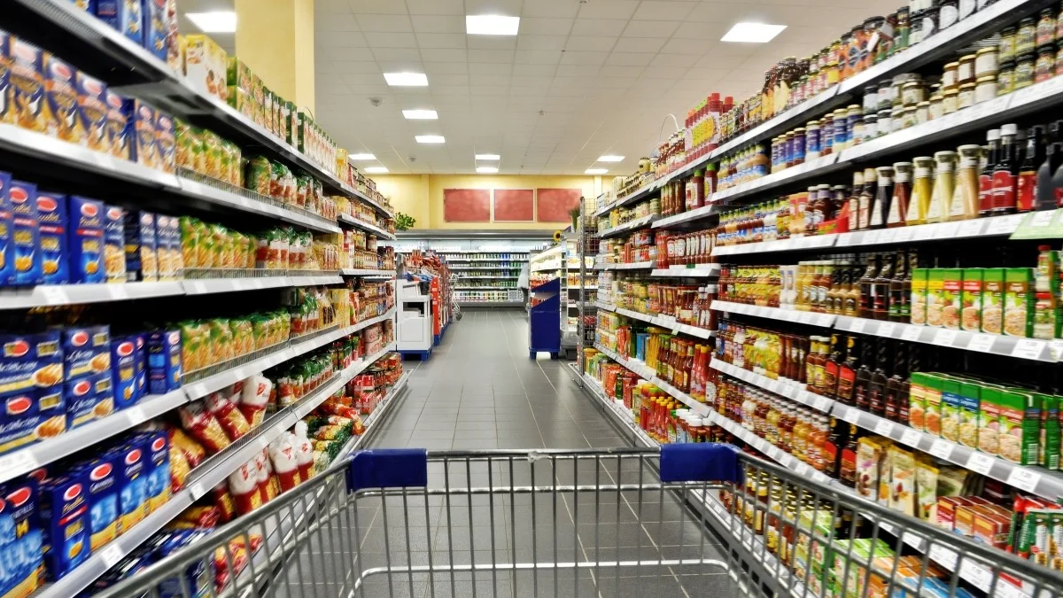 Azerbaijan's consumer market decreases by 8%