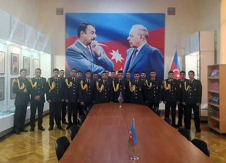 Müstəqillik Günü münasibətilə Azərbaycan Ordusunda silsilə tədbirlər keçirilib