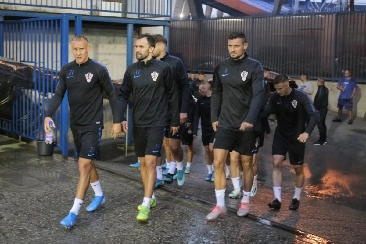 Xorvatiya millisi Azərbaycanla matçdan öncə müdafiədə problemlərlə üzləşib