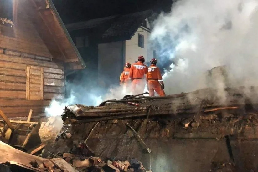 Poland: Five killed after gas explosion hit residential building