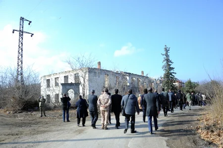 Xarici diplomatlar və hərbi attaşelər Zəngilan və Qubadlıya səfər ediblər