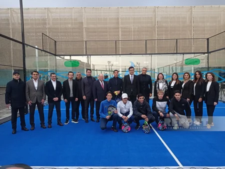 Su İdman Sarayında padel tennis kortunun açılışı olub