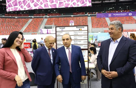 Bakıda 42-ci Ümumdünya Şahmat Olimpiadasında V turun görüşləri keçirilib