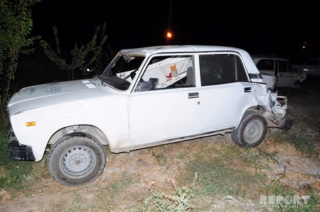 Bərdədə baş verən yol qəzasında ər və arvad yaralanıb - FOTO