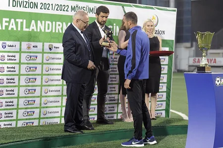 Azərbaycan I Divizionunun medalçıları mükafatlandırılıb