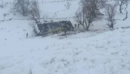 Türkiyədə üç avtobus qəzaya uğrayıb, 6 nəfər ölüb, 74 nəfər yaralanıb - YENİLƏNİB