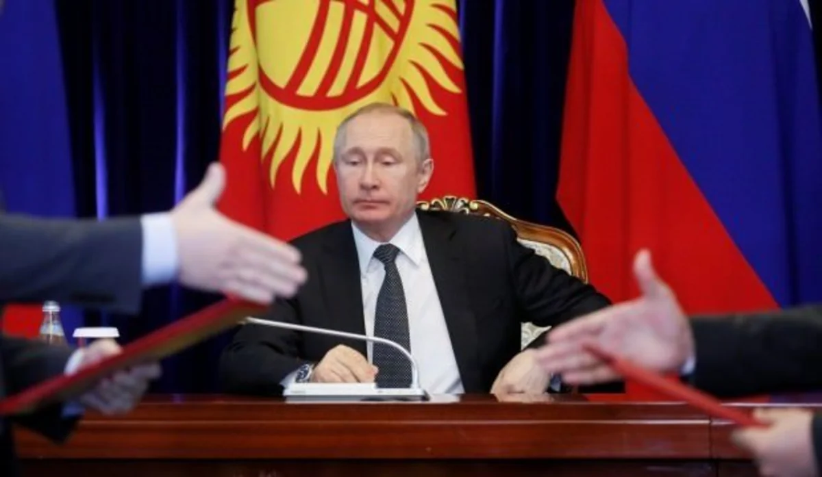Putin Rusiya hərbi bazasının Qırğız Respublikasında qalma müddətinin uzadılması barədə müqavilə imzalayıb