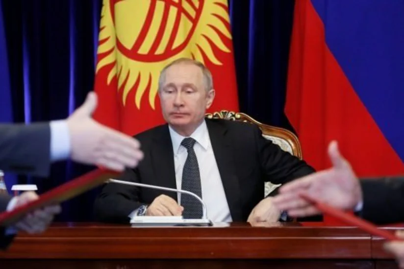 Putin Rusiya hərbi bazasının Qırğız Respublikasında qalma müddətinin uzadılması barədə müqavilə imzalayıb