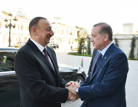 İstanbulda Azərbaycan və Türkiyə prezidentlərinin görüşü olub - FOTO