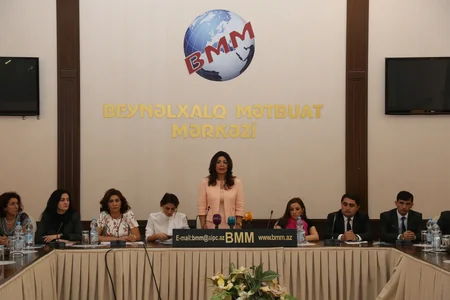 ​“Azərbaycanda qadın sahibkarlar” mövzusunda dinləmələr keçirilib
