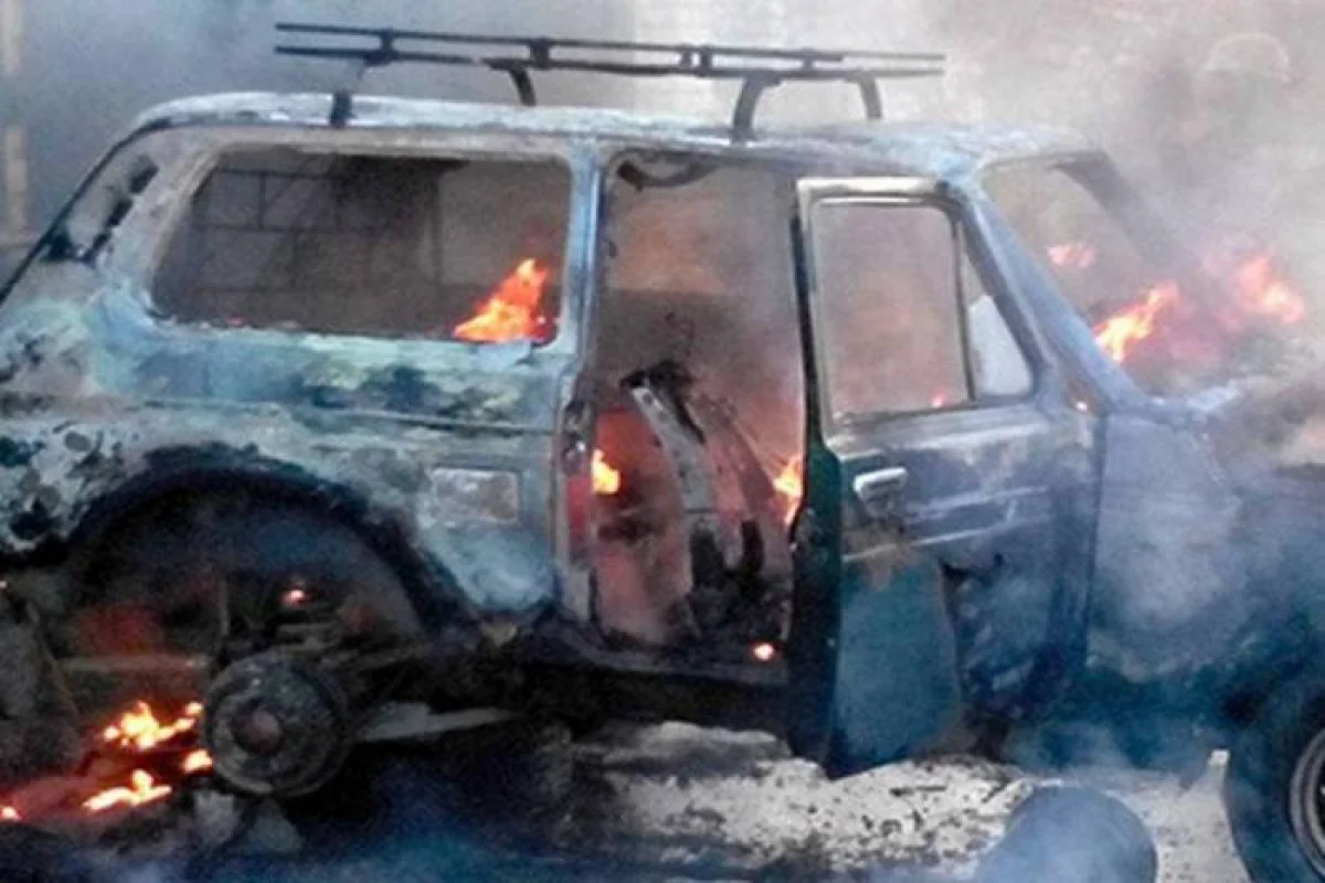 Babək rayonunda Niva yanıb