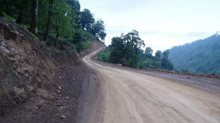 Astarada yeni yollar salınır