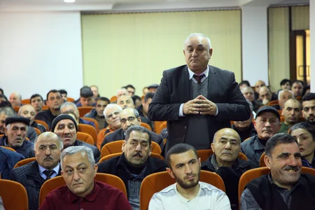 Könül Nurullayeva Qarabağ müharibəsi əlilləri, veteranları, şəhid ailələri və Çernobıl əlilləri ilə görüşüb