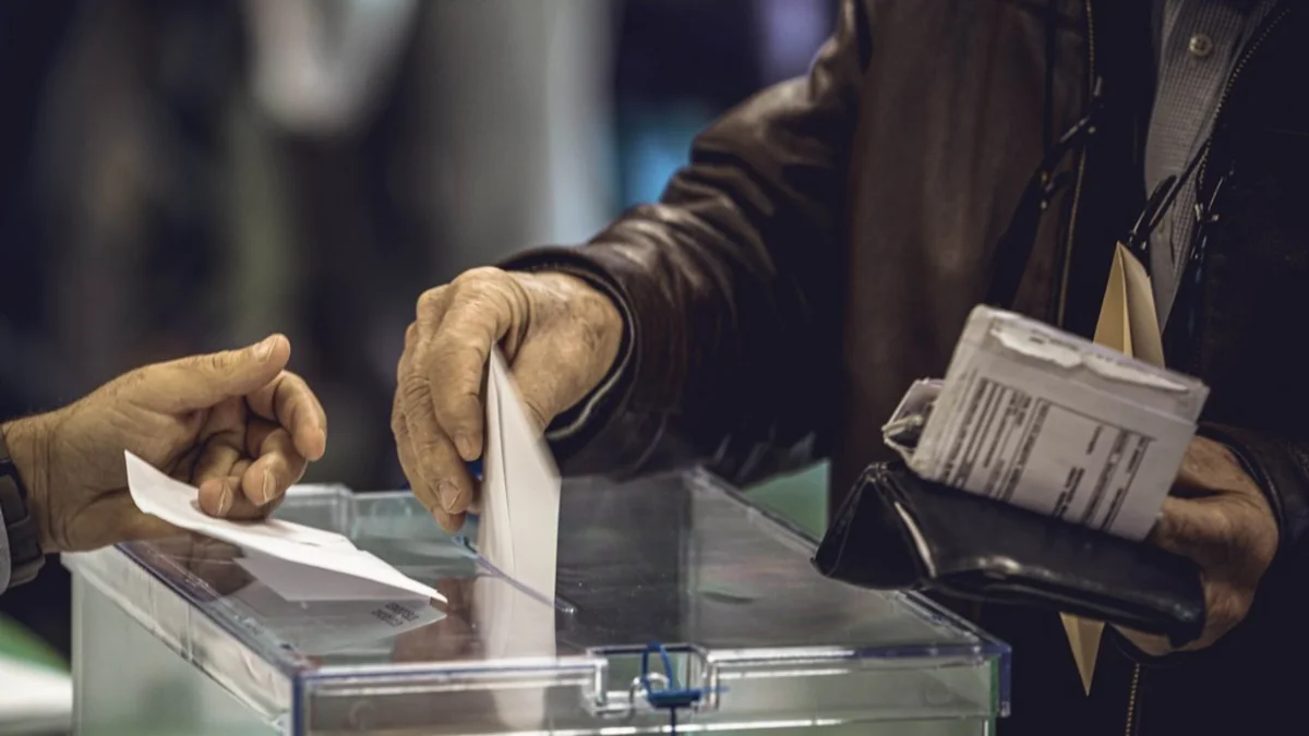 В Испании обработали 95% бюллетеней на парламентских выборах