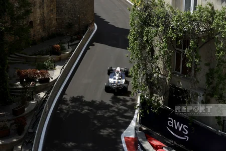 “Formula 1”: Azərbaycan Qran-prisinin qalibləri mükafatlandırılıblar - FOTOREPORTAJ