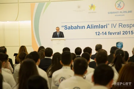 Yuxarı sinif şagirdlərinə öz elmi nailiyyətlərini nümayiş etdirmək imkanı verilib