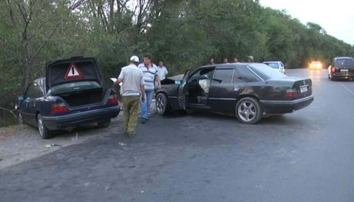 Gəncədə iki avtomobil toqquşub, bir nəfər xəsarət alıb