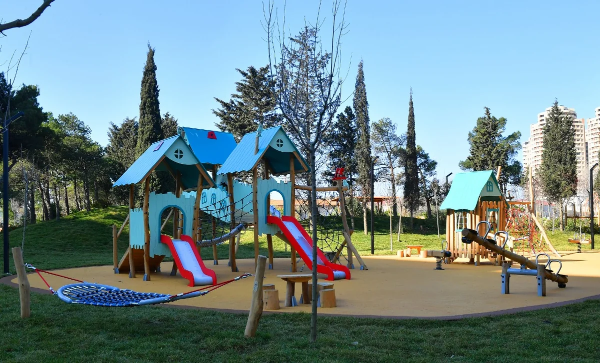 Əvvəl başqa yerə gedirdik, indi burada istirahət edə bilərik