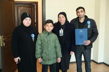 Gəncədə 80 mənzil şəhid ailələri və müharibə əlillərinə təqdim edilib