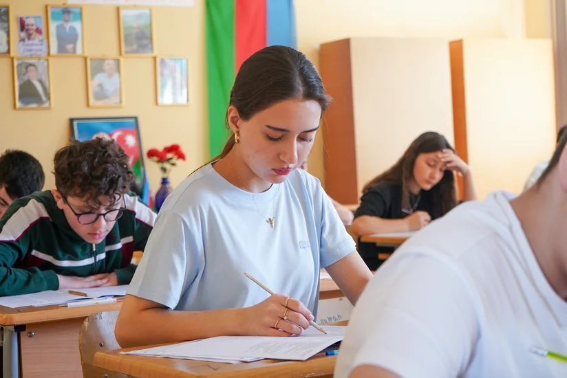 DİM ümumi orta təhsil səviyyəsi üzrə buraxılış imtahanı keçirib - YENİLƏNİB
