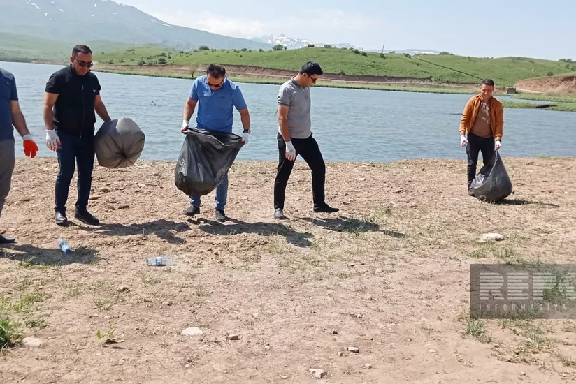 Naxçıvanda prokurorluq orqanlarının əməkdaşları Batabat gölünün ətrafında təmizlik aksiyası keçiriblər