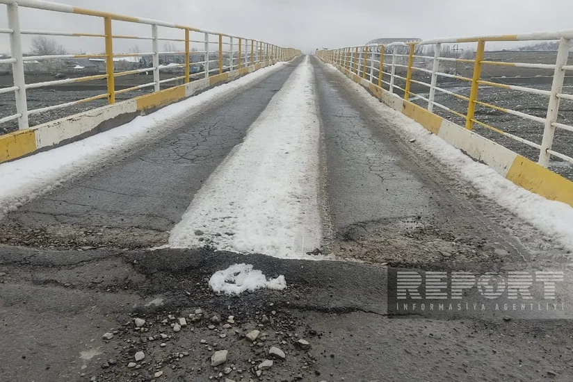 Şəkidə kəndləri birləşdirən körpü dağılır