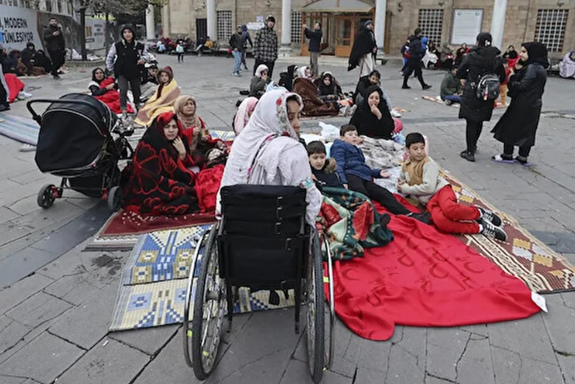 Число пострадавших при землетрясении в Турции возросло до 93 человек