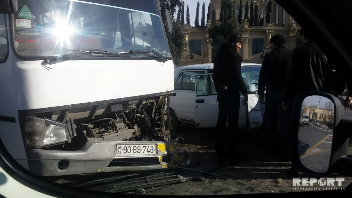 Bakı-Qazax magistralında avtobus yük avtomobili ilə toqquşub, 5 nəfər xəsarət alıb - YENİLƏNİB