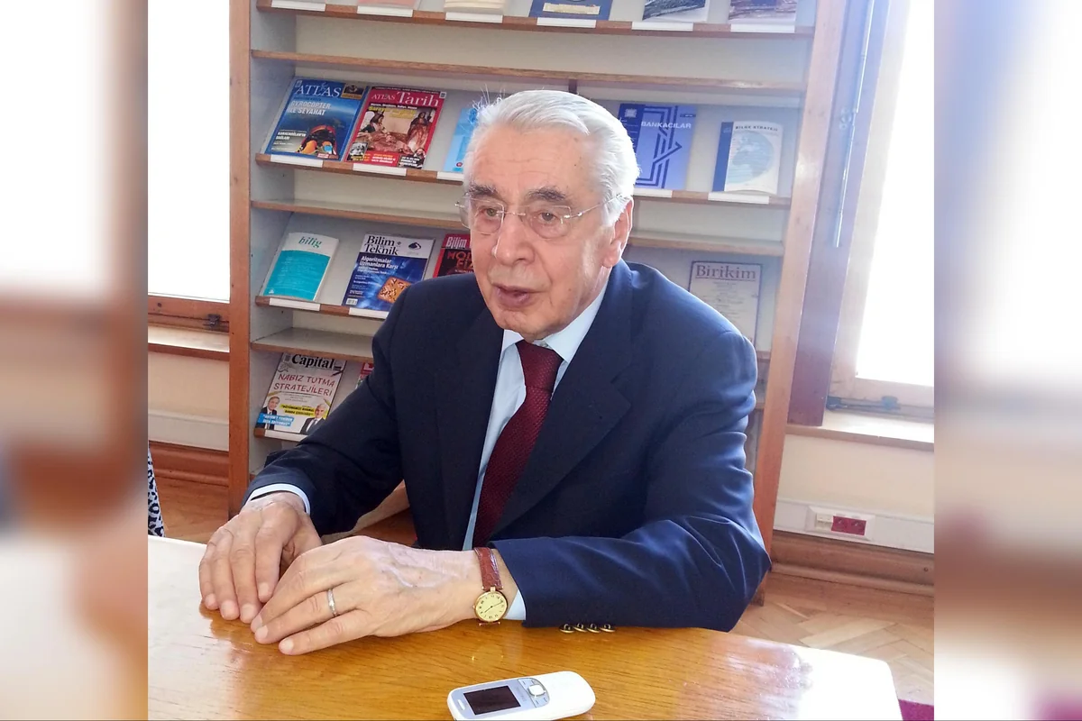Türkiyənin keçmiş daxili işlər naziri vəfat edib