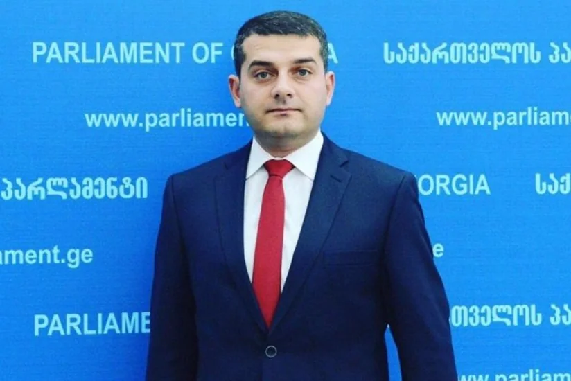Депутат: Меня беспокоит аварийное состояние здания Тбилисского азербайджанского государственного драматического театра