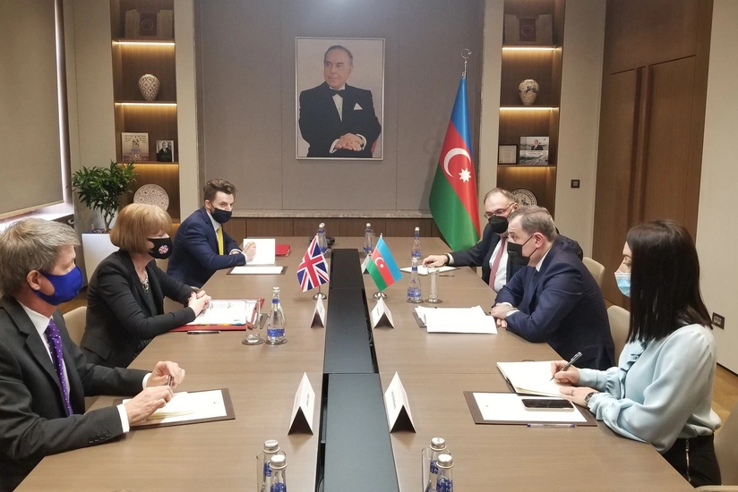 Azerbaijani FM meets with UK Minister for European Neighbourhood and Americas