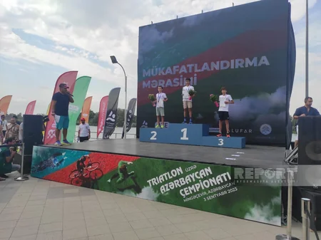 Triatlon üzrə Azərbaycan çempionatının mükafatlandırma mərasimi keçirilib