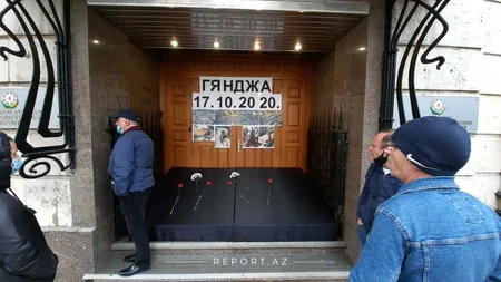 В Москве проходит акция в память о погибших в Гяндже