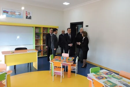 Təhsil naziri Şəkidə məktəb açılışında iştirak edib