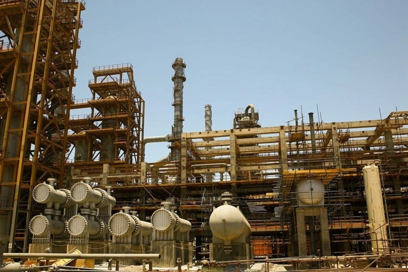 İranda Abadan neft emalı zavodunda yanğın olub