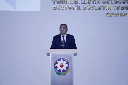 SOCAR-ın təlim mərkəzində 79 fəhləyə sertifikatlar verilib