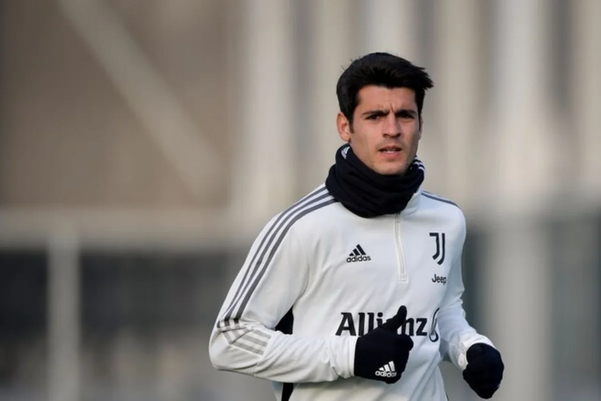 Barselona ispaniyalı hücumçunun keçidini həll edib