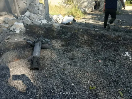 Düşmənin Tərtərdə toplarla dağıtdığı evlər