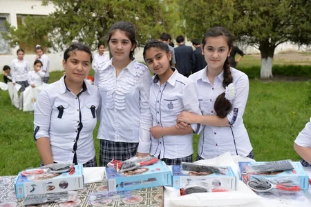 Heydər Əliyev Fondunun “Regional İnkişaf” İctimai Birliyi valideyn himayəsindən məhrum uşaqlar üçün peşə kursları təşkil edib