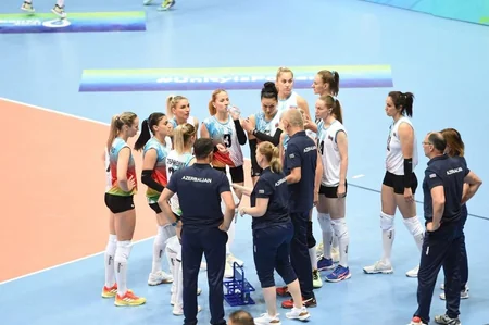 İslamiada: Azərbaycanın qadın voleybol millisi yarımfinala vəsiqə qazanıb