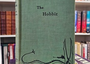 ‘Unimaginably rare’ first edition of The Hobbit sells at auction for £43,000